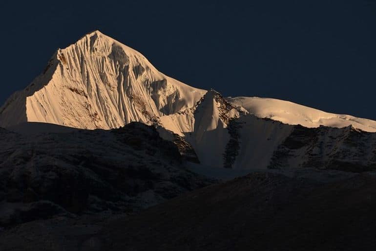 Singu Chuli Peak